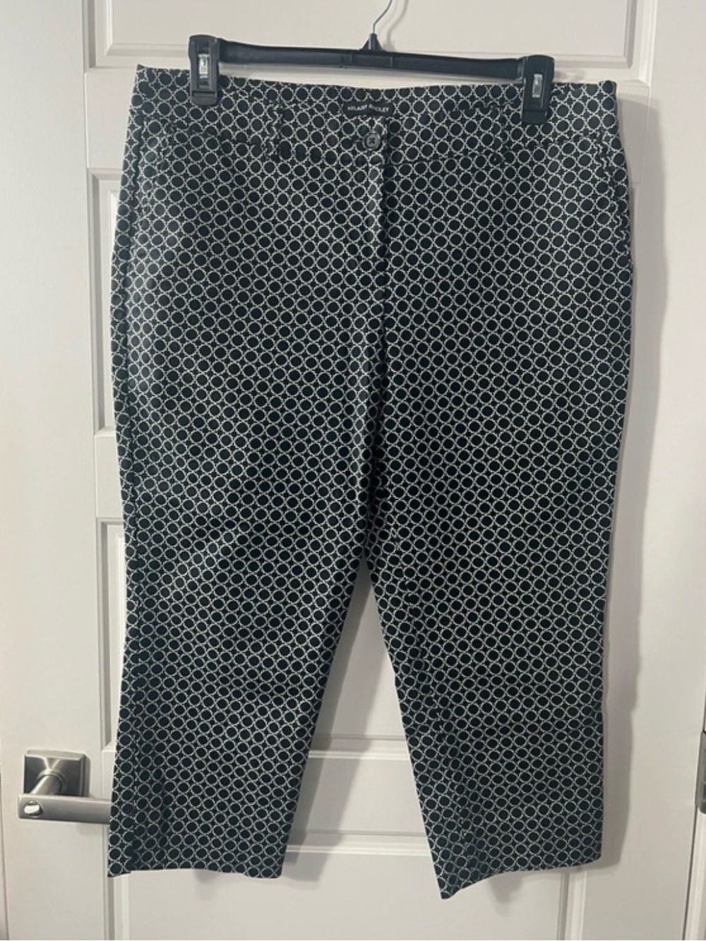 Hilary Radley Black & White Geometric Cropped Pants